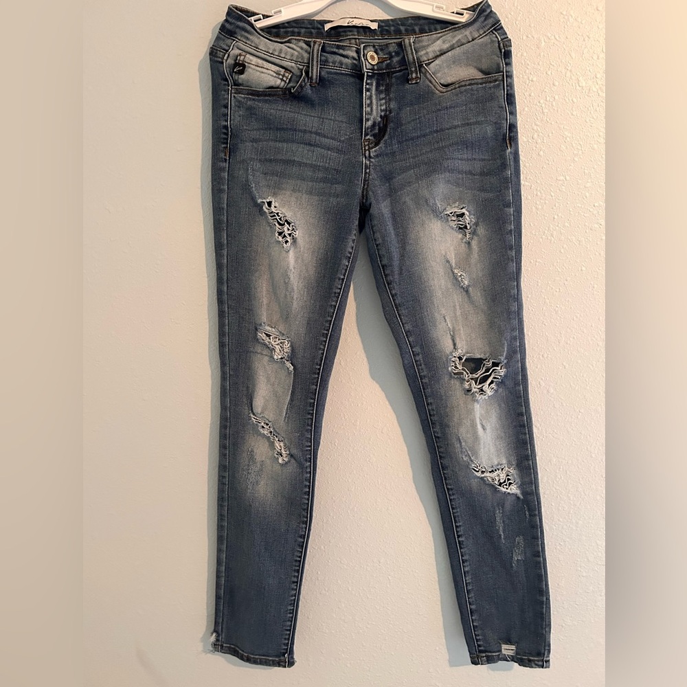 KanCan Women's Distressed Skinny Jeans - Medium Blue Wash